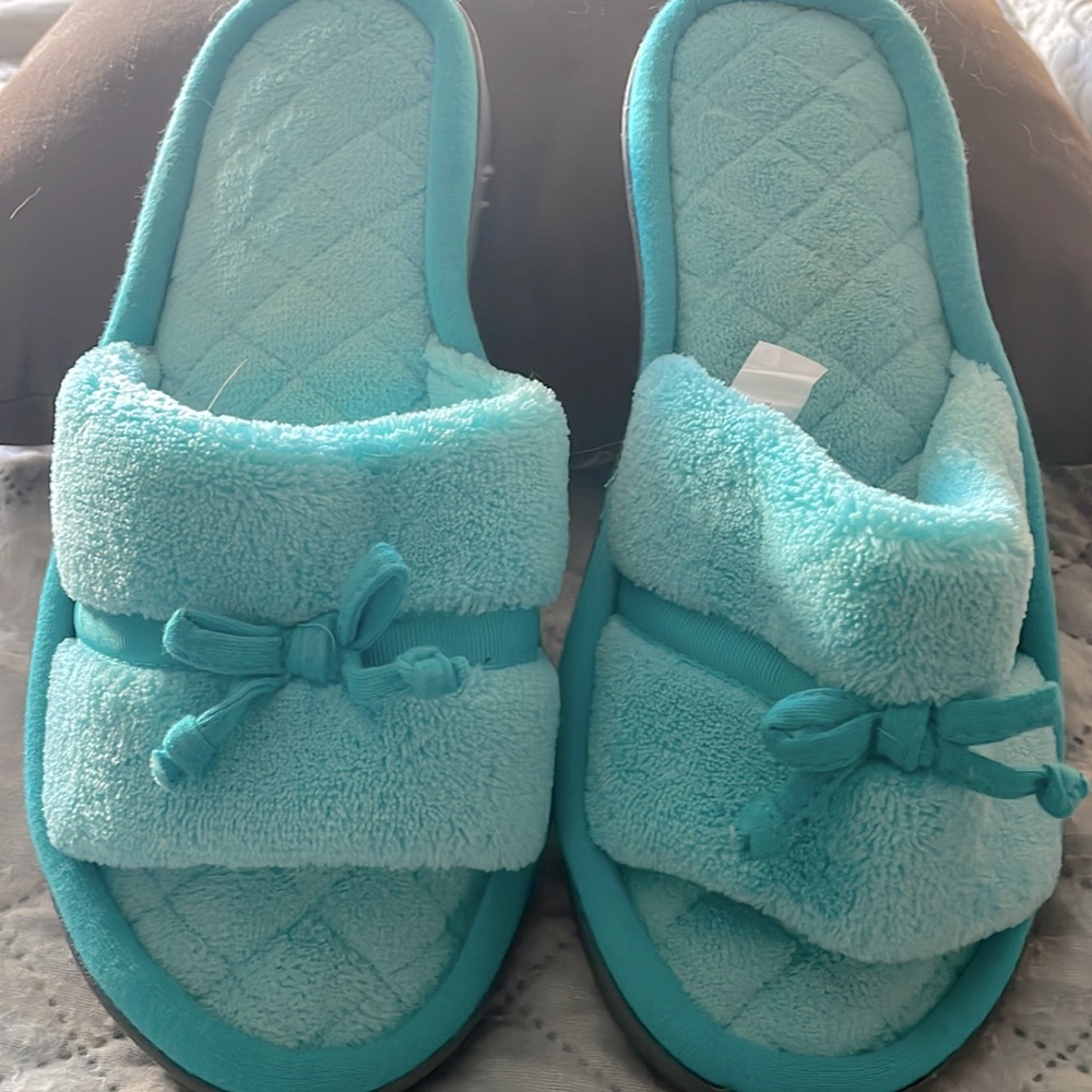 Isotoner slippers